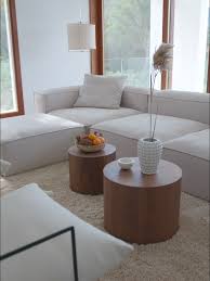 Fireplaces give your living room a more homey feel. White Living Room Christmas Living Room Living Room Inspiration Living Room Vs Family Room Lar Oturma Odasi Fikirleri Tasarim Oda Oturma Odasi Tasarimlari
