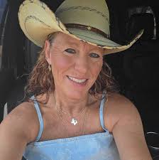 High im class of 1987 known as Holly Mack. R their Amy 1987 graduates