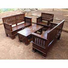 Kursi bar kayu yang memiliki konstruksi kuat dan kokoh serta dapat anda miliki dengan harga yang relatif terjangkau. Kursi Tamu Minimalis Jari Jari Mebel Jati Ukir Jepara Furniture Lazada Indonesia
