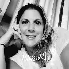 Darla Welsh's Instagram, Twitter & Facebook