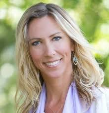 Alison Baughman's Instagram, Twitter & Facebook