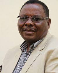 Former Deputy Minister of Finance and long-serving ZANU PF politician David  Chapfika has died in a fatal road accident near Chabwino, along the bridge  at Stondon, authorities confirmed