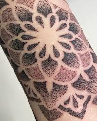 Close up of this dotwork mandala from a sleeve I'm working on! Can't wait  to get it finished up in June 😊 • • • • • #tattoo #tattooartist #floral  #floraltattoo #flower #