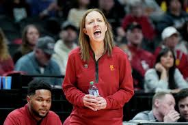 UConn coach Geno Auriemma 'proud' of USC coach Lindsay Gottlieb
