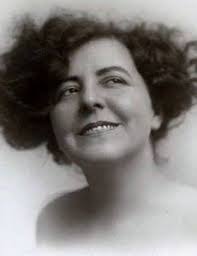 Lily Burt's Instagram, Twitter & Facebook