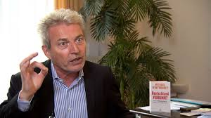 Michael winterhoff besuchte zusammen mit dem bundestagsabgeordneten der fdp, pascal kober, unsere redaktion. Rtl West Deutschland Verdummt So Heisst Das Neue Buch Facebook