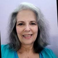 Leann Keller's Instagram, Twitter & Facebook