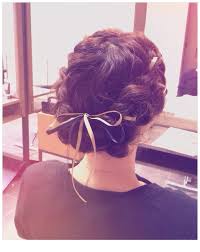 簡単カワイイリボン編み込みのやり方セルフヘアアレンジ特集