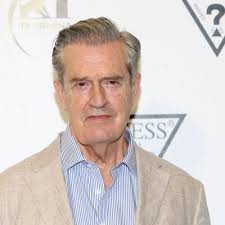 Clive Davis Fights Back