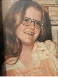 Can someone restore and colorize old photo?