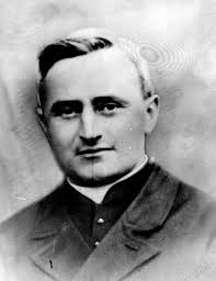 Pierre Arnaud (1898-1944), professeur à l'institution Richelieu, à La  Roche-sur-Yon.