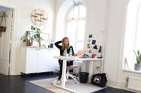 Metro fashion's creative editor sandra beijer has chosen her favorite books and favorite guests to talk about infidelity, love, ending and being unhappy. En Liten Kontorsuppdatering Sandra Beijer