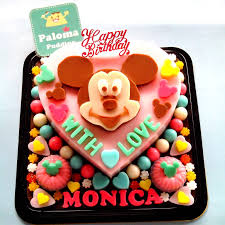 Then whisk in the bailey's almande and milk, and finally stir in the cake vodka. Mickey Puding Ulang Tahun