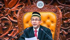Jika sebelum ini umum dikejutkan apabila ahli parlimen nibong tebal rebah di parlimen, hari ini sekali lagi sesi persidangan. Sokong Parlimen Digital Di Peringkat Dun Ahli Parlimen Batu Pahat Johorkini