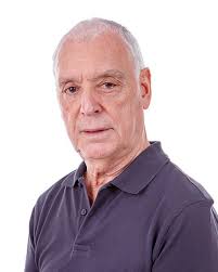 Just noticed. The narrator at the start of Austin Powers 2 is Tony Jay 😂  shocked it took all these years to notice!