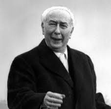 Nach der etwa achtstündigen belichtungszeit wurde die platte mit lavendelöl und petroleum gewaschen und das foto fixiert. Deutschlandlied Ist Die Erste Strophe Verboten Welt Deutschlandlied Lied Deutschland