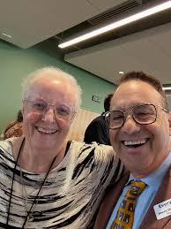 Speakers from around the globe at an FIP symposium presented by  @everycathealth Foundation and @morrisanimalfoundation . We learned about  the new strain of FIP in Cypress and how that transmission is different.