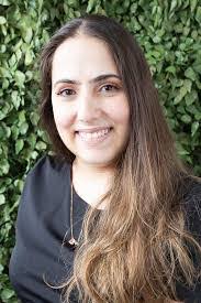 Carolina Haddad's Instagram, Twitter & Facebook