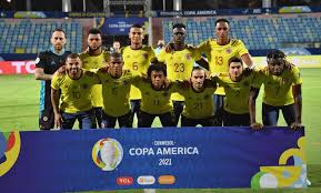 Sobre el final de la primera mitad, le anularon un gol a argentina. 90mmy0mce9tibm