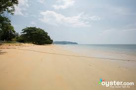 Pd sea front hotel de port dickson está a 5 min en coche de bukit keramat y a 6 de pantai bagan pinang. Thistle Port Dickson Resort Beach At The Thistle Port Dickson Resort Oyster Com Hotel Photos