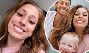 Stacey solomon has revealed the £5 toothpaste she uses to keep her smile white after previously admitting her teeth fell out during her pregnancy. Stacey Solomon Defiantly Hits Back At Trolls Who Criticised Her Teeth Daily Mail Online
