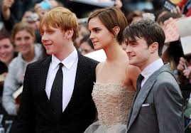 Emma continued to appear in the harry potter films until the final movie premiered in 2011. Emma Watson Discusses Her Harry Potter Role