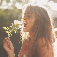 In The Spotlight: Singer-Songwriter Ellee Duke