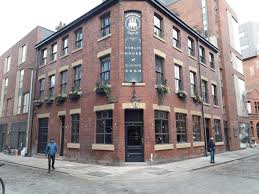 (the hammersmith apollo, which is a similar building, has more seats, but it is only used for concerts, not for musicals.) Edinburgh Castle Manchester Whatpub Com