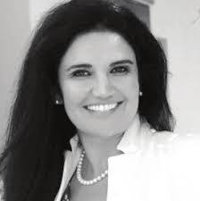 Teresa Oldham's Instagram, Twitter & Facebook