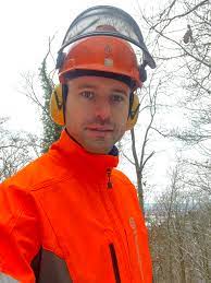 Benjamin Appl on X: My new profession in 2021 #forester #2021 #newstart  #work #forest #chainsaw #alternative #planb t.coWTl0bnJDJ6  X