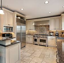 We provide professional installation for all the kitchen cabinets and vanities we sell to customers who live in the metropolitan charlotte area. Kitchen Cabinets In Mooresville Charlotte Matthews Nc Cornelius Nc The Lake Norman Cabinet Company