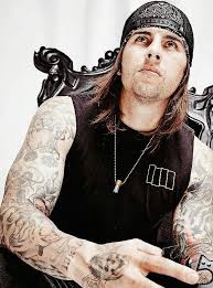 Pin By Trisha Moliterno On Mshadows Matt Shadows M Shadows Avenged Sevenfold