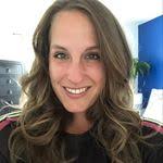 Elizabeth Arcand's Instagram, Twitter & Facebook