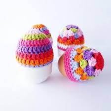 24 Ideeen Over Haken Eierwarmers Haken Haakpatronen Breien En Haken In deze eierwarmer zijn twee haaktechnieken verwerkt: haken eierwarmers haken haakpatronen