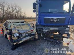 Житель запорожской области изнасиловал дочь, пока жена была в роддоме. V Zaporozhe Gruzovik Razdavil Legkovushku Est Pogibshij Novosti Zaporozhe