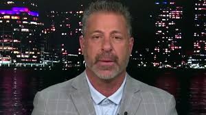 Former FBI agent raises questions