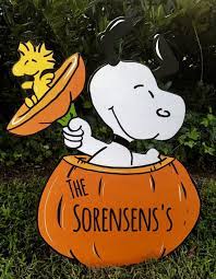 Halloween Charlie Brown Peanuts Snoopy Pumpkin Yard Art Personalized Ebay Seller Has Other Desig Halloween Yard Art Snoopy Halloween Charlie Brown Halloween