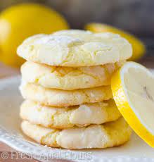 We are officially on day five of the twelve days of christmas cookies! Lemon Crinkle Cookies