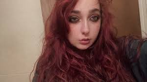 Billie Ryder's Instagram, Twitter & Facebook