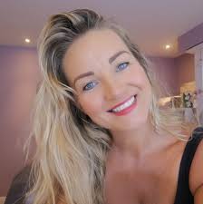 Lee schofield The waxing room