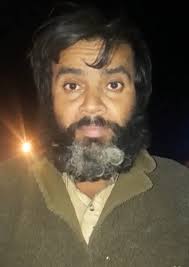 مظفرگڑھ ۔انگلش میں بھیک مانگ کر کروڑوں روپے اکٹھے کرنے والا معروف بھیکاری  روڈ ایکسیڈنٹ میں ہلاک مظفرگڑھ ۔شاہ جمال کے رہائشی شوکت بھکاری روڈ ایکسیڈنٹ  میں ہلاک مظفرگڑھ شوکت بھکاری کو