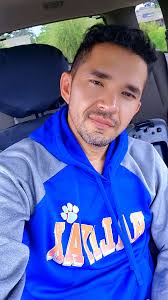 Henry Manuel Ponce (@henry.manuel.ponc)