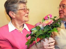 Siegfried und Regina Hoffmann feiert in Zickra diamantene Hochzeit