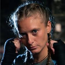 Leila Weinstein's Instagram, Twitter & Facebook