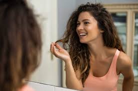 Onion juice is effective due to the presence of sulfur into if you want to promote hair growth you have to stimulate the scalp. Natural Remedies That Promote Hair Growth Mamaslatinas Com