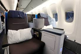 For longhaul flights i think the b/e aerospace diamond seats are about average. Review Klm 777 300er Business Class Mainly Miles