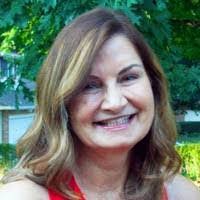 Julie Quade's Instagram, Twitter & Facebook