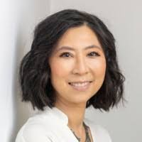 Debra Kirkham's Instagram, Twitter & Facebook