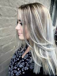 1033c0935754440db86d32b72d20b5ee Jpg 736 981 Blonde Hair With Silver Highlights Hair Highlights Blonde Hair With Highlights
