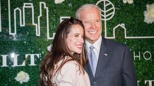 Melania trump has not reached out to jill biden, ashley biden says. Joe Biden Drops By A Fashion Party The Reason His Daughter The New York Times